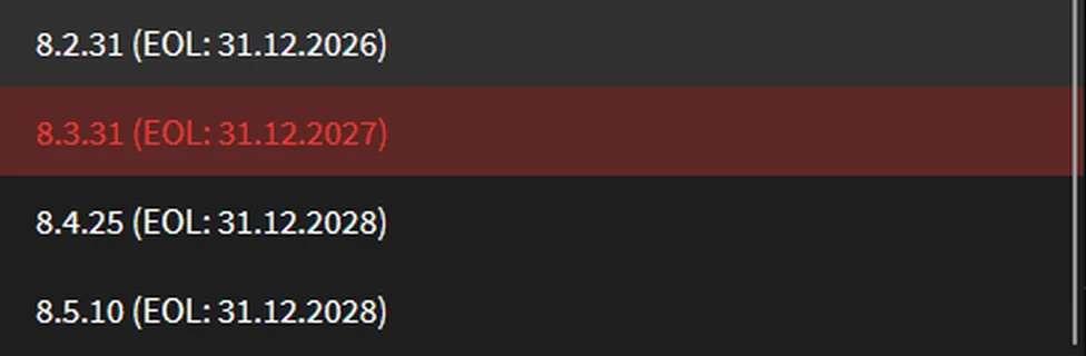 Auswahl der PHP-Version in LiveConfig: PHP 8.2 bis 8.5, jeweils mit Datum des Supportendes.